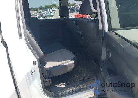 2018 Nissan Titan S из США, поврежденный, VIN 1N6AA1EJ3JN551520